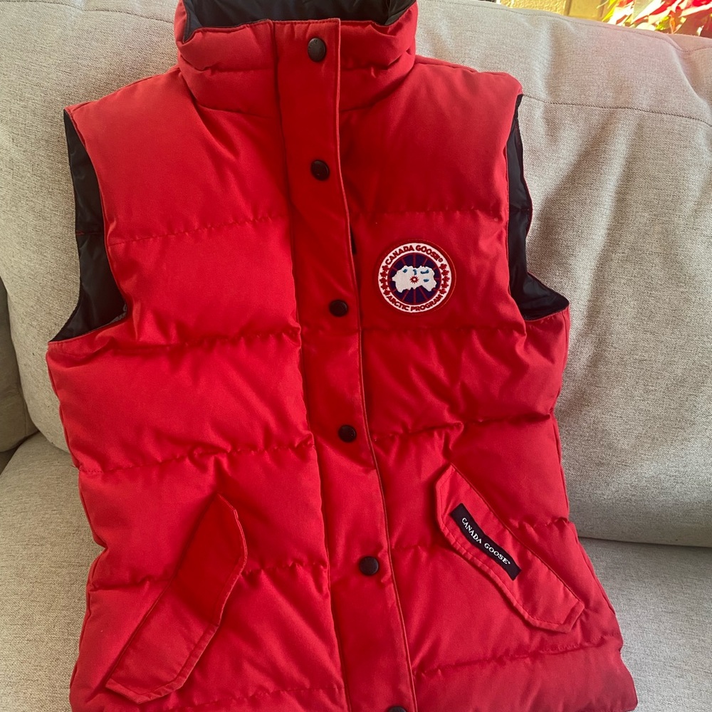 Great condition red Canada Goose Vest